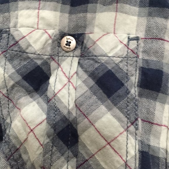 2/$25 Carhartt Button down Shirt - Picture 5 of 10